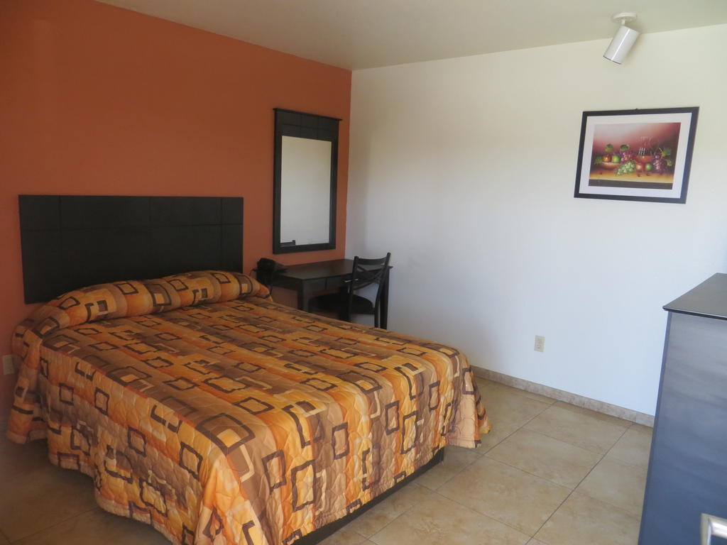 Bayshore Motel Лапорт Номер фото
